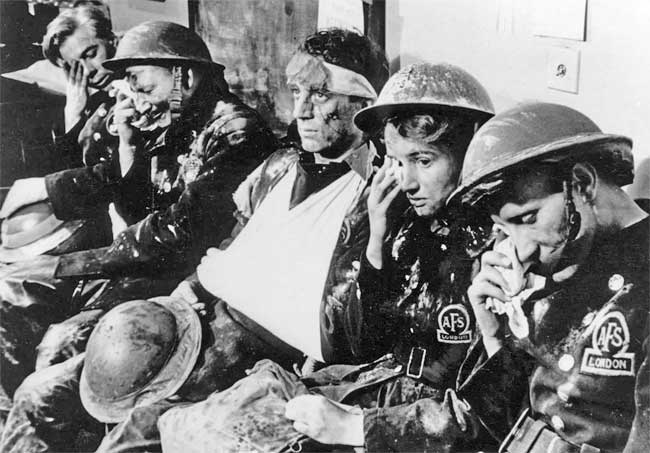 A Very Hard Day’s Night (Mary Evans Picture Gallery: London Fire Brigade Collection)